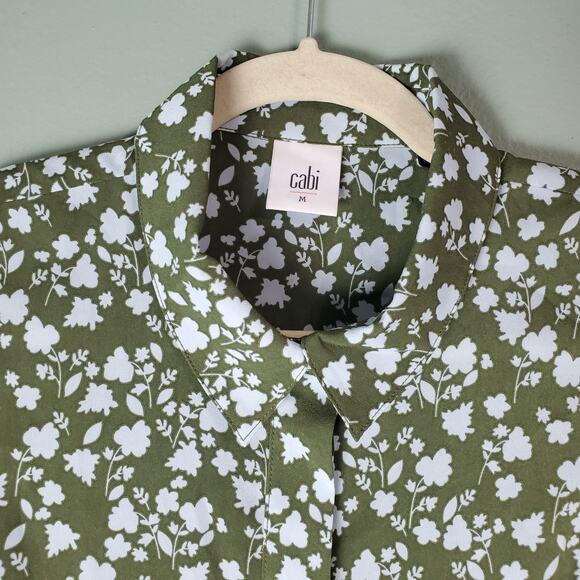 Cabi Womens Keepsake Blouse Sage Green Blue Floral Sleeveless Top Size Medium - Picture 4 of 6